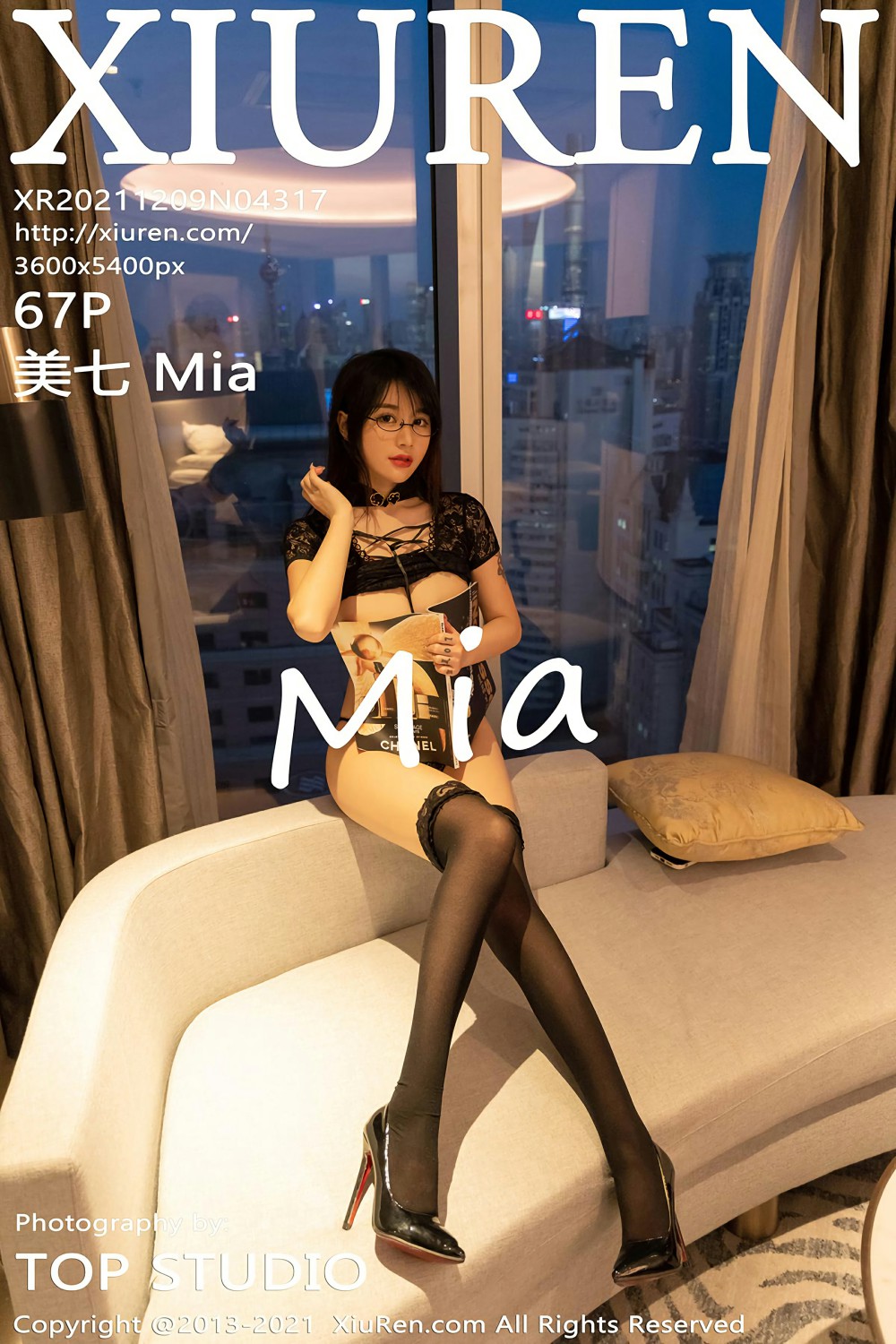 [XiuRen秀人网] 2021.12.09 No.4317 美七 Mia 魅惑黑丝